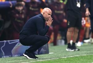 卫冕冠军利物浦单赛季两次被补时绝杀，04-05赛季阿森纳后首队