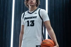 记者：鹈鹕队与蔡斯-亨特、约什-奥杜罗签下Exhibit 10合同