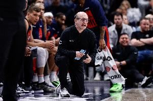 大范：小范把底子一般的快船变成防守强队 他绝对还能胜任主教练