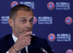 巴萨vs黄潜的西甲海外赛被取消！切费林：联赛就该在本土进行