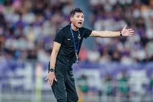 媒体人：国足选用邵佳一肯定是因男篮效应，并且现有外教不靠谱