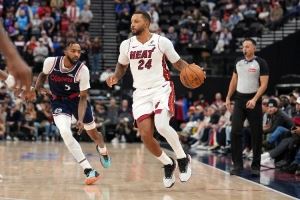  比尔低迷&科林斯不受重用！双赢交易为何变成热火血赚快船血亏？