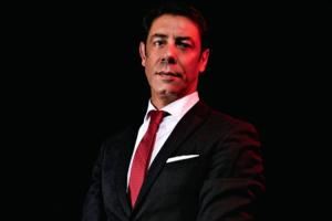  官方：53岁鲁伊·科斯塔再次当选本菲卡主席 9.3万会员投票创纪录