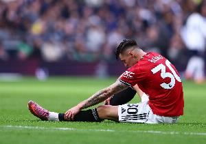  电讯报：舍什科受伤+即将迎来非洲杯，阿莫林准备在冬窗进行补强