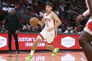  全方面成长！谢泼德本赛季场均10.6分2.4板3.4助&三分命中率45.2%