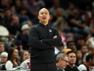  解说：泰伦·卢只是个天选庸才 他的老底还是够他再挥霍几年的