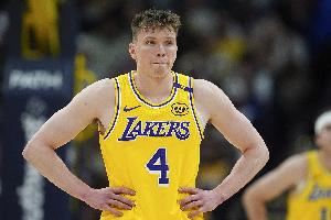  克内克特：我们开局没有活力&花了些时间找节奏 回去会看录像解决