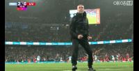  里程碑之夜2-0领先！曼城暂2-0利物浦，瓜迪奥拉场下开心庆祝