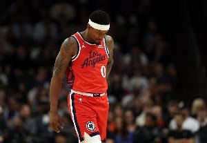  弗兰克：医生说比尔的骨折相当于遭遇了车祸 是非典型的篮球伤病