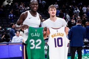  2025届状元秀✖10号秀！弗拉格和马卢阿奇交换球衣