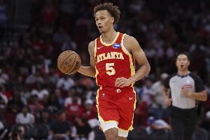  燃起来了！沃克打狄龙3+1&丹尼尔斯再打布克2+1 分差仅剩1分