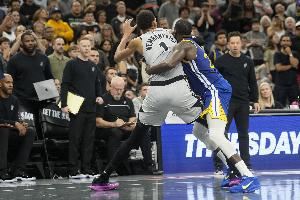  科尔：追梦现在仍然是联盟最佳防守者 他能防守任何位置的球员